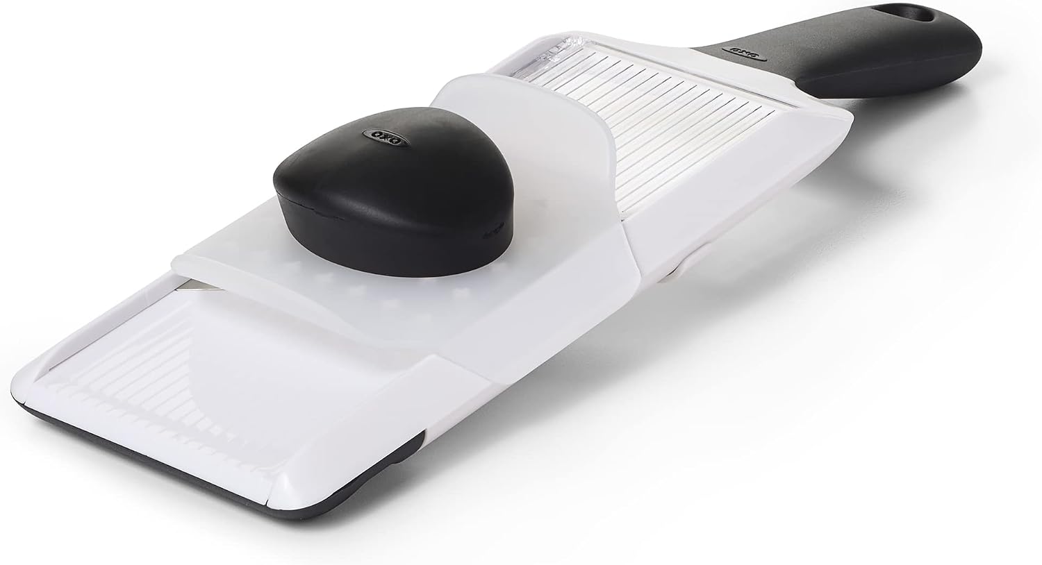 OXO Good Grips – Mandoline manuelle - Mandoline en inox à épaisseur de tranche réglable - Blanc